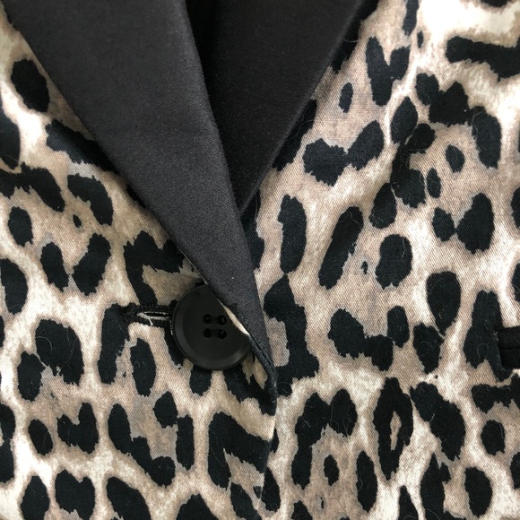 BCBGMaxAzria Snow Leopard Blazer - Picture 5 of 6